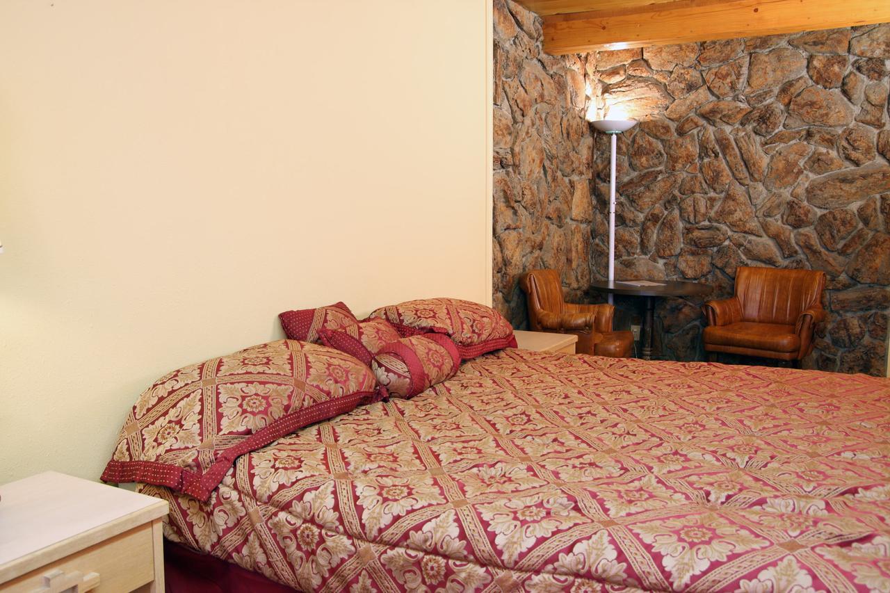 Country Inn Motel Dove Creek Exterior photo